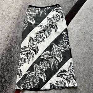 Tommy Bahama Y2K Floral Hawaiian Silk Skirt